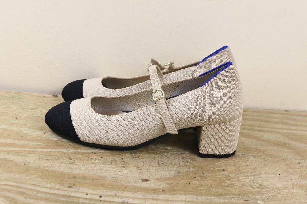 New Rothys 8.5 The Mary Jane Heel Cream Captoe Slip On Shoes Pumps